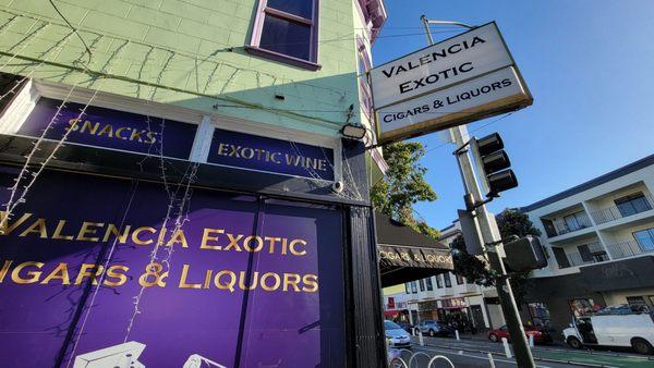 Valencia Exotic Cigars & Liquors