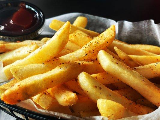 Our crispy fries served with our special ketchup.