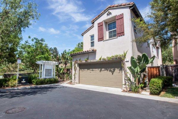 #Ladera listing