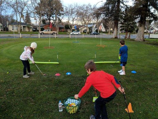 Golf clinics for ages 5-17 starting March 18th!