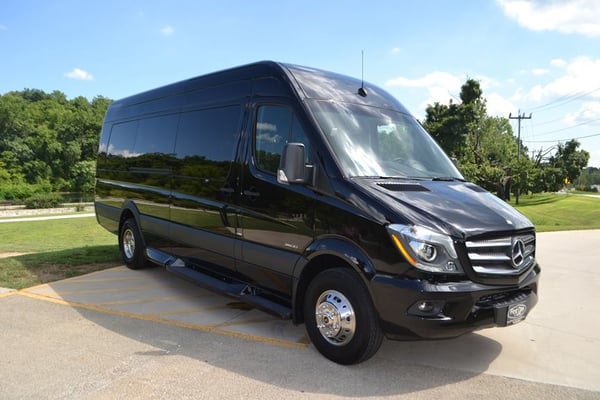 Mercedes Sprinter 12 Passengers