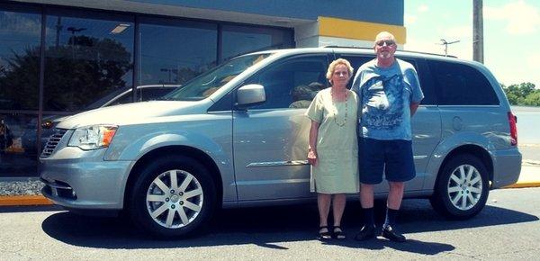 We found these folks found the perfect Chrysler Town and Country minivan for them.