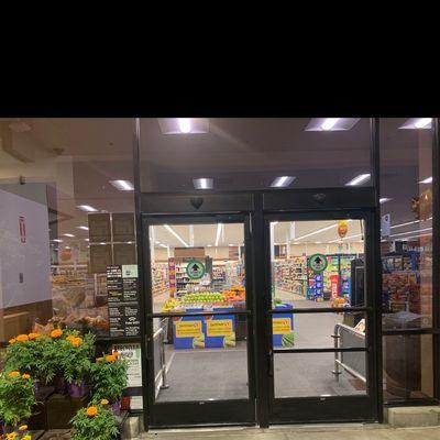 Front of store no store hours posted.  Still closed at 0503.