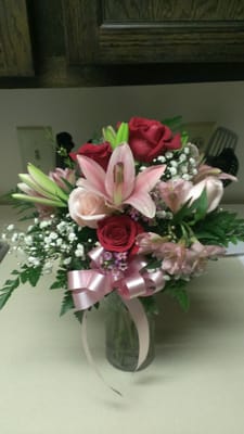 My Valentine's Day arrangement...so pretty! Love!