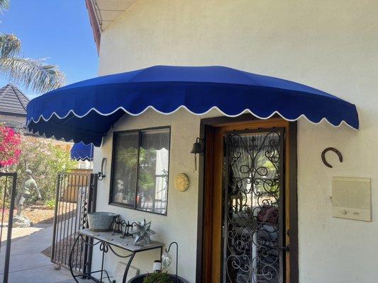 Oyster shaped awning