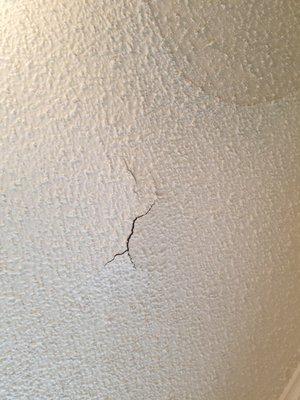 Crack in ceiling 1