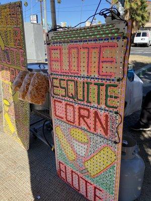 Esquites y Elotes