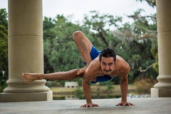 Dragonfly at the Peristyle in New Orleans. Photo by Alex Price Photography