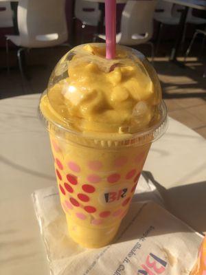 Mango smoothie goodness