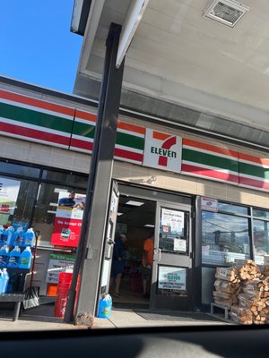 7-Eleven