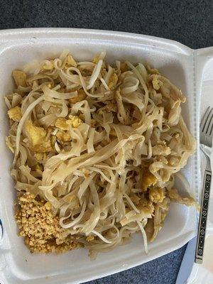 Tasteless pad thai. Zero flavor. To the trashcan. Wasted $$$