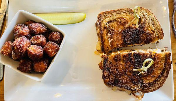 Reuben with Sweet Potato Tots