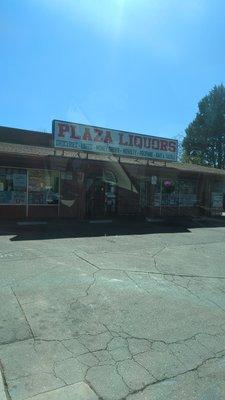 Plaza Liquors