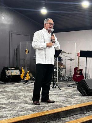 Pastor Heriberto Montalvo