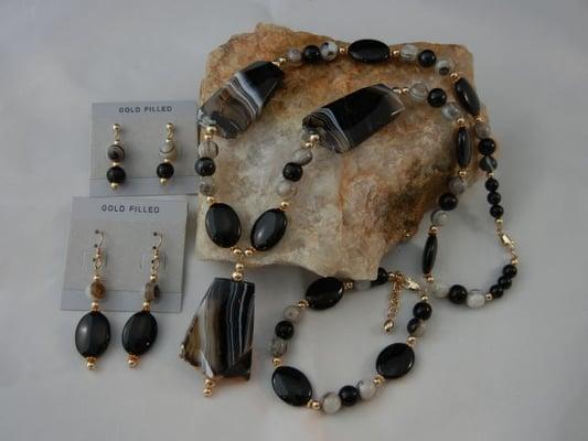 Beautiful Banded Agate and Black Onyx Jewelry Collection