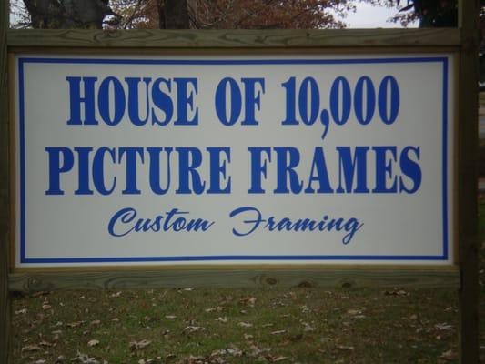 House of 10,000 Picture Frames