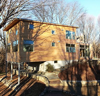 Super energy-efficient lake house in Ridgefield, CT