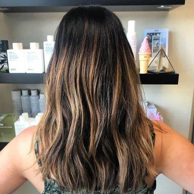 Cut and subtle color enhancement for summer.