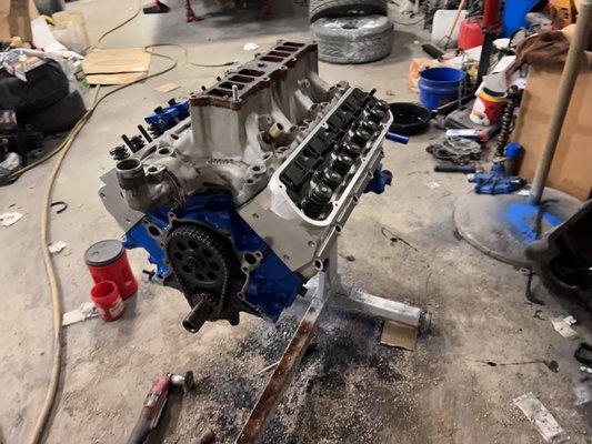 Rebuilt 302 stroked out to a 347 cid.