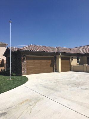 Garage doors color change