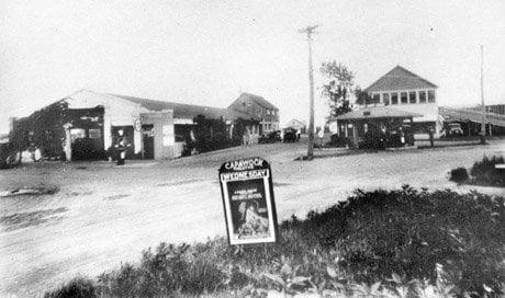 Capawock Theatre advertisement ~ circa 1919 - location: 5 corners