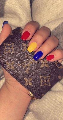 nails