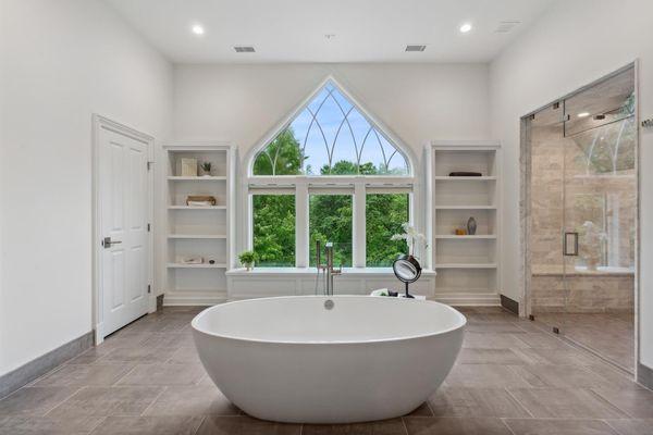 Of all the primary bedroom bathrooms I have ever listed, this one is my favorite!