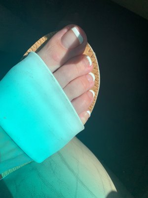 French gel pedicure