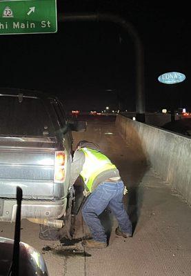 Customers had blowouts on the freeway gave them assistance in changing there tire and getting them on the road