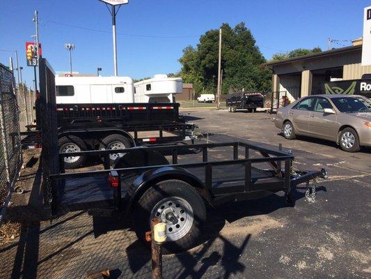 Discount Trailers & Parts