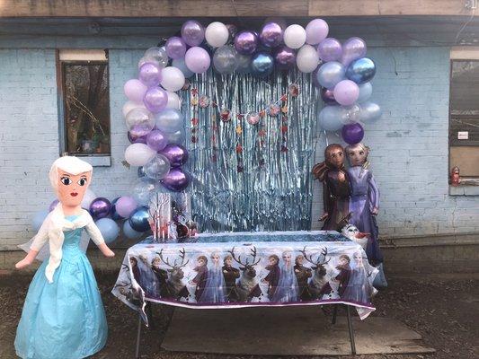 Frozen Balloon Garlands