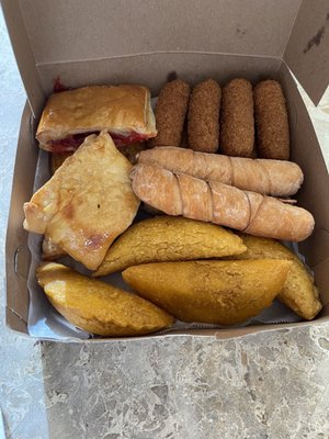 ASSORTED PASTELITOS