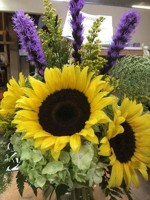 It's most definitely sunflower season! Send your love with flowers!