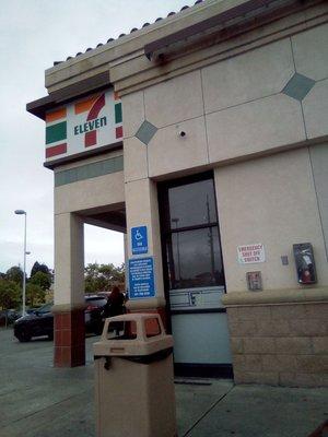 7 eleven on Main St and Oholone Pwy. Watsonville, California