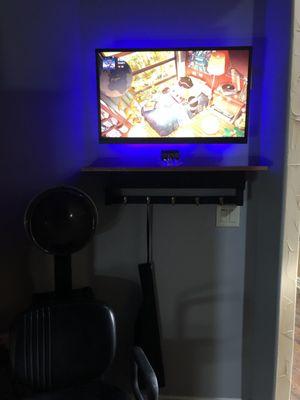 TV mount with surround light