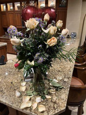 I called yesterday to alert you about this bouquet and was promised to call back which never came