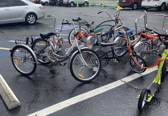 Custom bikes! Nice three wheeler...I wouldn't have to worry about falling off!