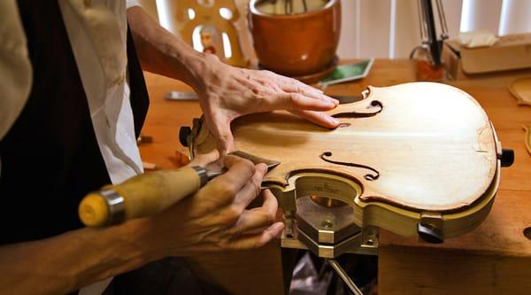 makers and luthiers on site (picture from website)