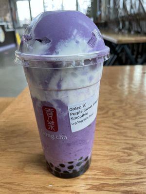 Purple potato smoothie with pearls