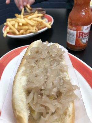 Hot dog with Kraut