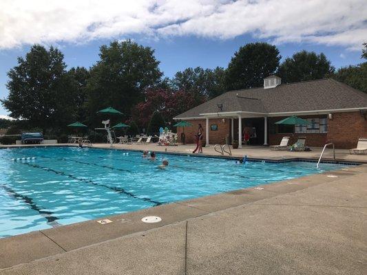 Oak Valley Swim & Tennis Club