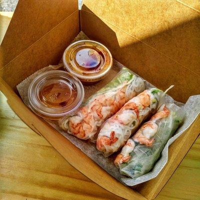 Shrimp spring rolls to go!