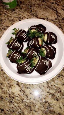 Delicious chocolate covered strawberries for Superbowl Sunday