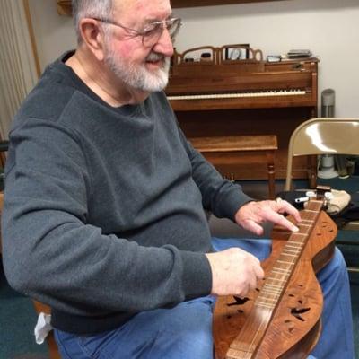 Ron on Dulcimer playing Shady Grove