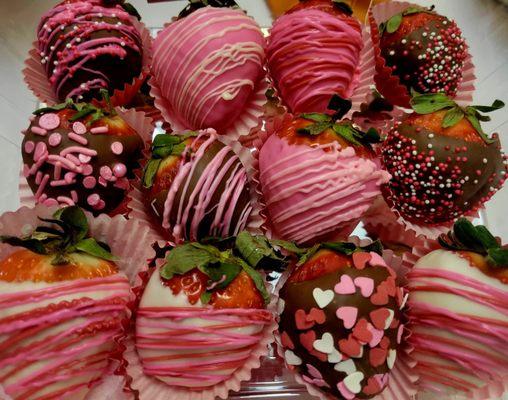 Valentines Day!! Chocolate Covered Strawberries - locally made by a licensed wholesale baker. Please order early as supply is limited