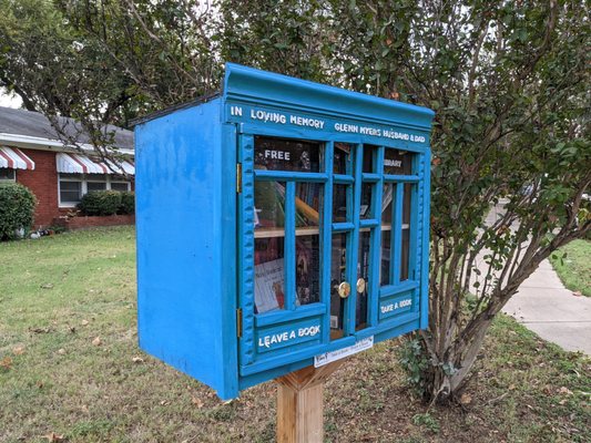 Little Free Library, 1213 Poindexter Ave, Cleburne.