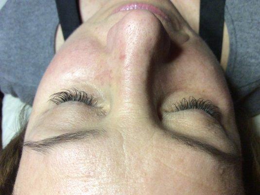 Silky mink eyelash extensions