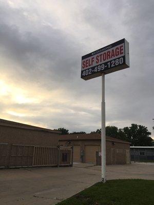 (New Ownership) Diamond Self Storage (27th & Cornhusker Hwy)