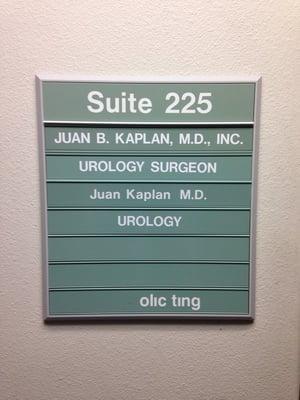 Juan B. Kaplan, MD. Urology Surgeon.