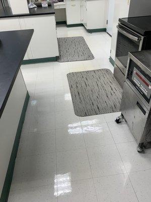 Floor clean